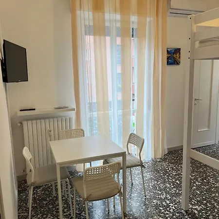 Grazioso Zona Porta Vittoria - Vicinanze Linate Apartament *